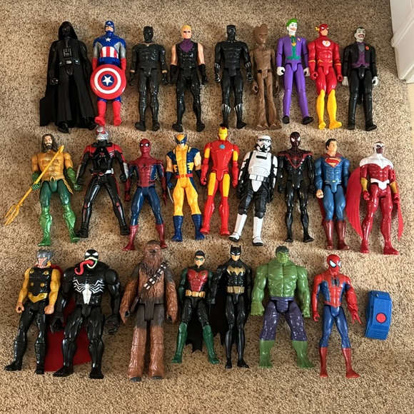 HUGE LOT of 25 Action Figures GUC - Picture 1 of 10